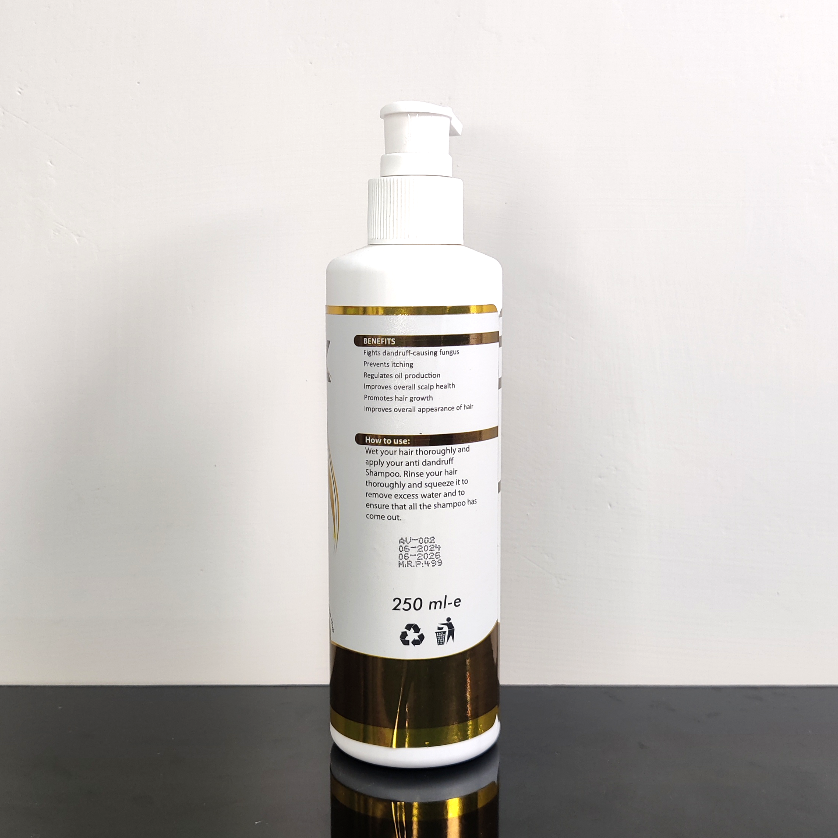 MRK Anti Dandruff Shampoo - 250ml
